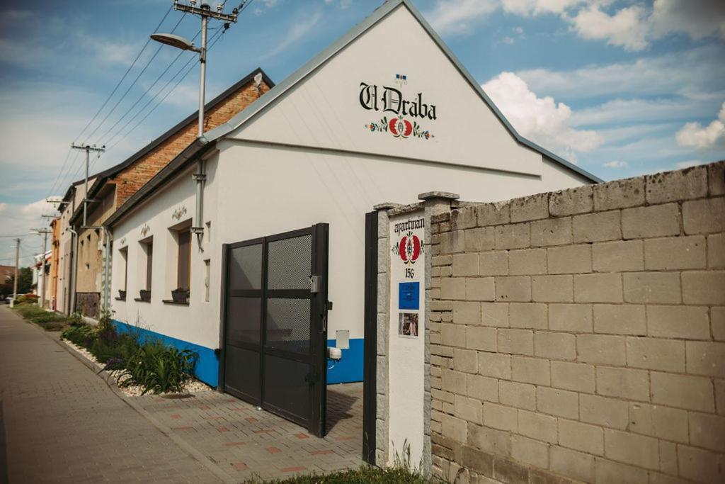 Apartman U Draba: Ubytovani Na Slovacku V Miloticich U Kyjova Milotice Exterior photo